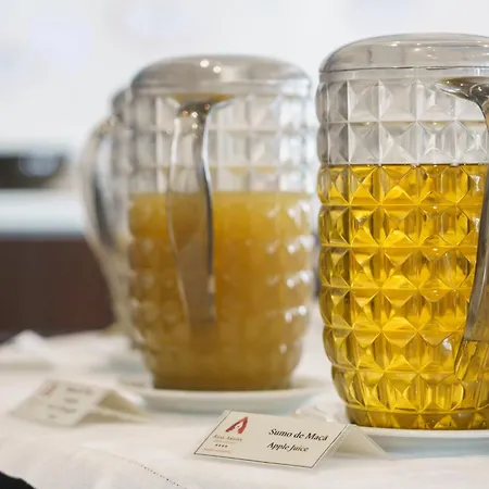 فندق Real Abadia, Congress & 4*